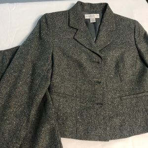 Petite Sophisticate suit dark green tweed 0